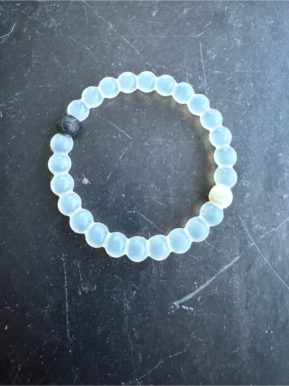 Classic Lokai Translucent Frosted Bead Stretch Bracelet